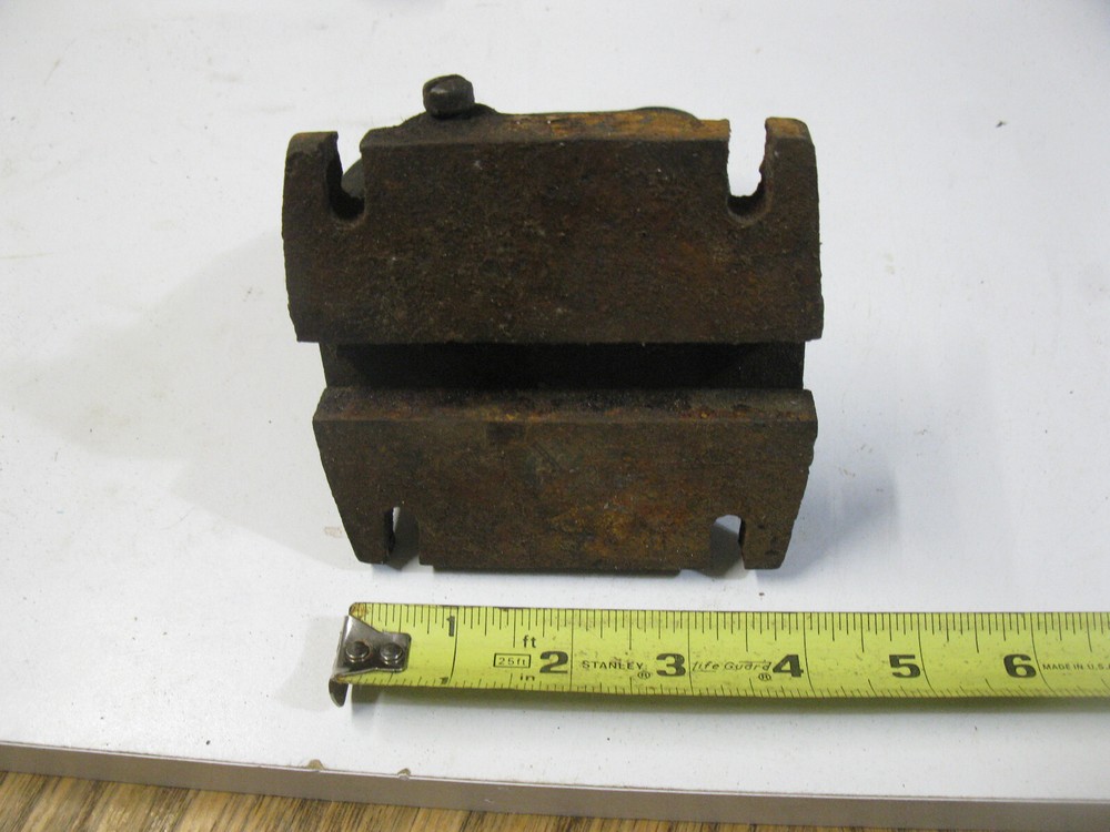 Bench Mount Saw Chain Breaker McCulloch