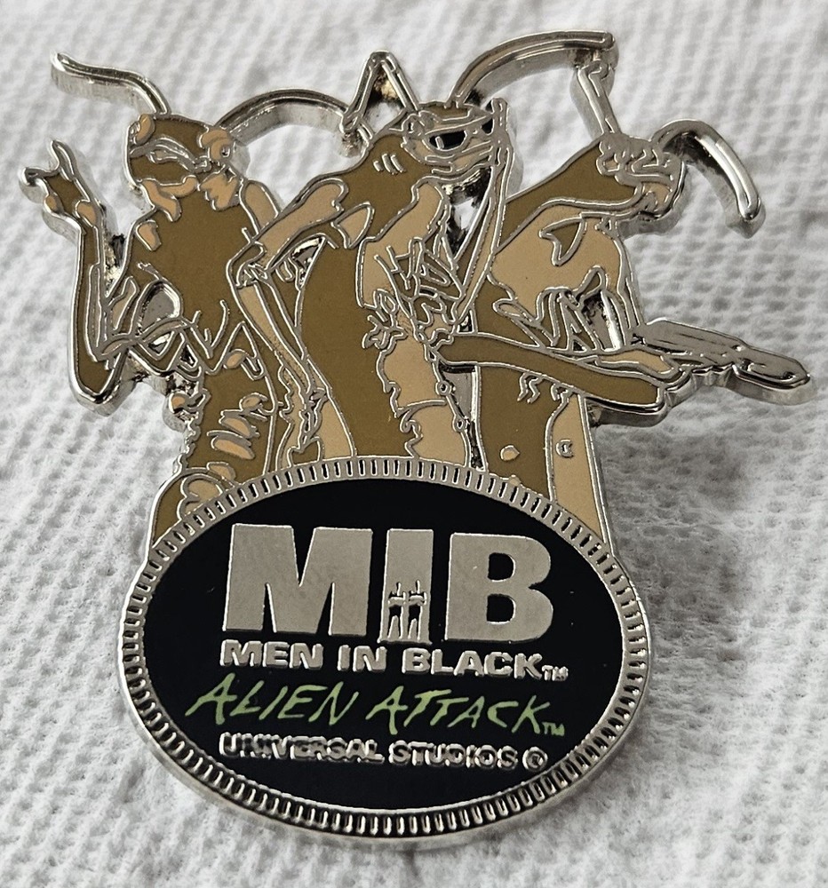 Universal Studios Men In Black Alien Attack Pin 2007