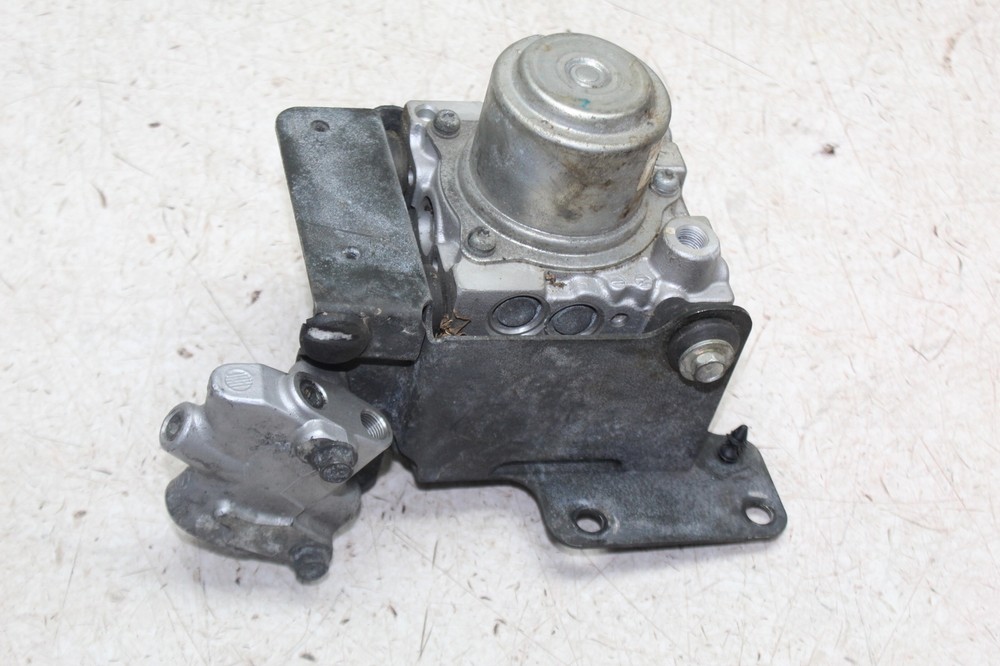 2011 VICTORY VISION TOUR ABS PUMP UNIT MODULE