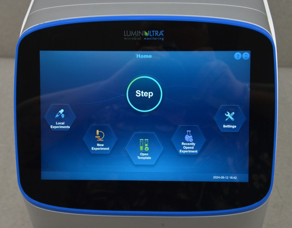 LuminUltra GeneCount Q-96 Fluorescent Quantitative Detection System