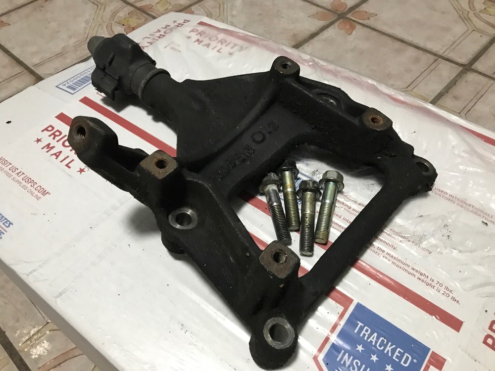Used 94-01 Acura Integra AC compressor bracket engine mount