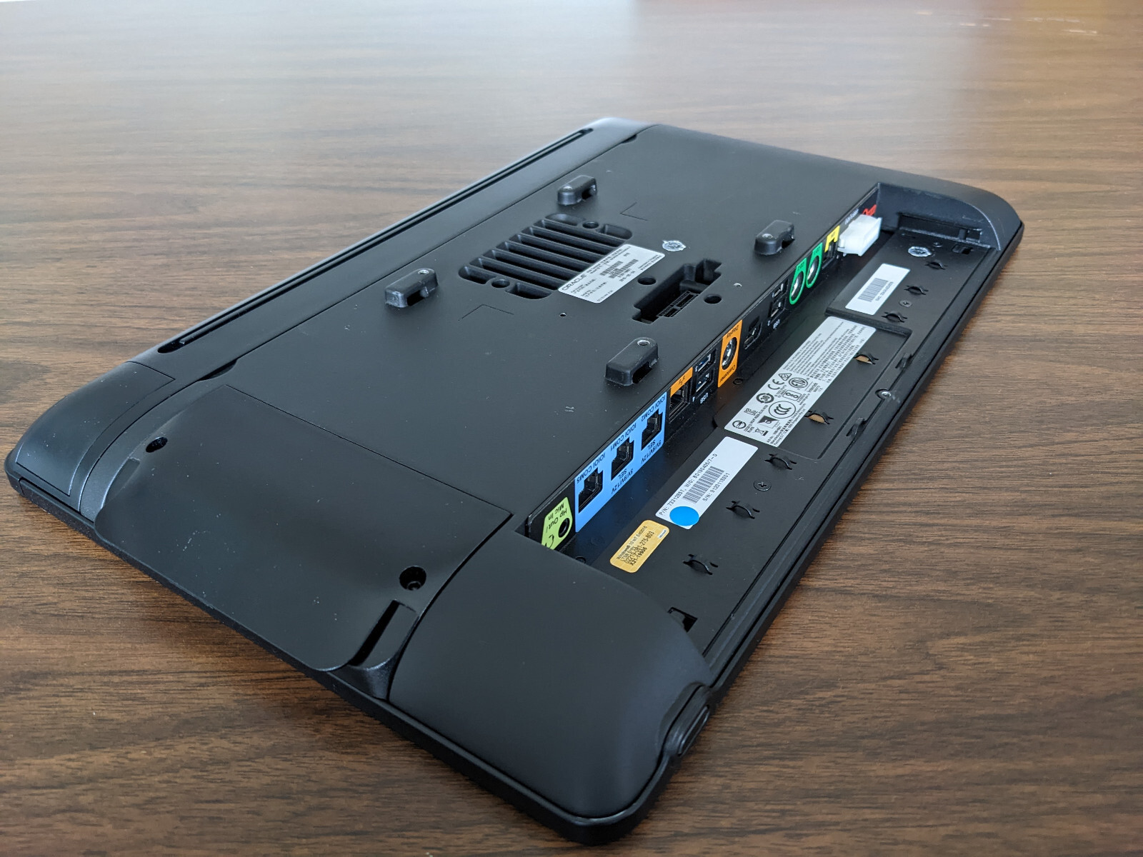Micros Oracle Workstation 6 610 Fully Reconditioned to Factory Specs.