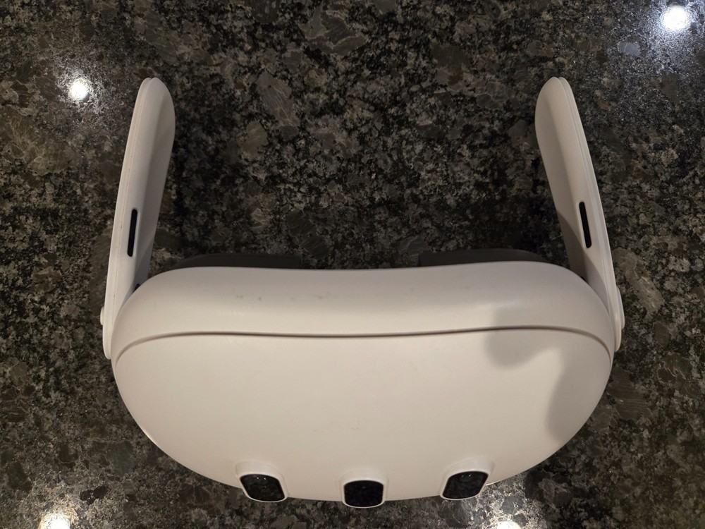 META QUEST 3 128GB HEADSET R14