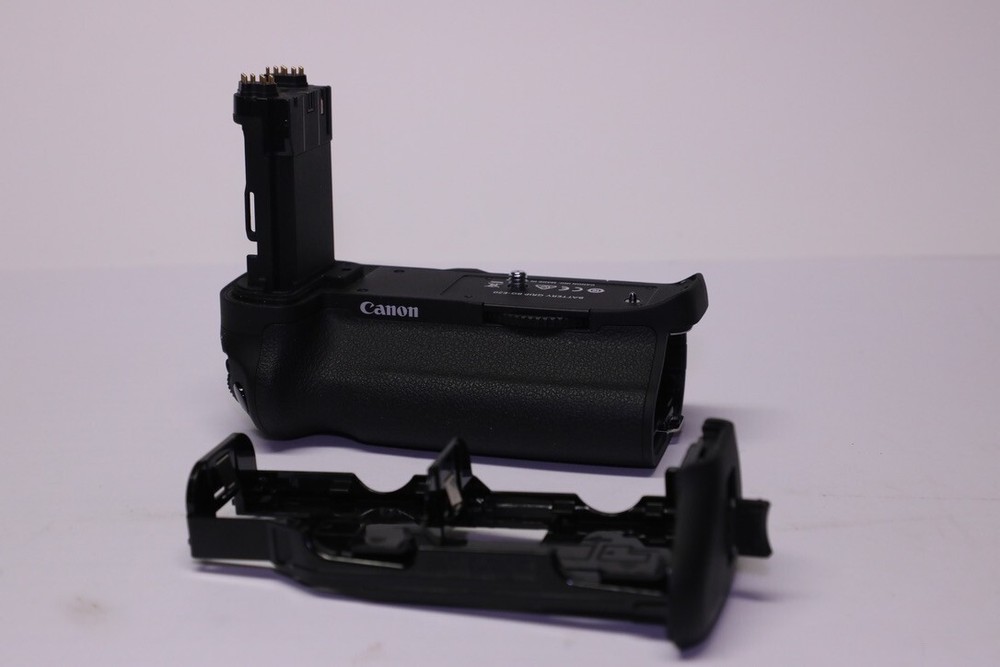 Battery Grip for Canon 7D Mark ll