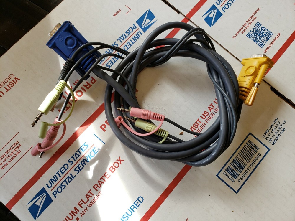 6ft USB VGA KVM Cable with Speaker and Mic ( E2-3)