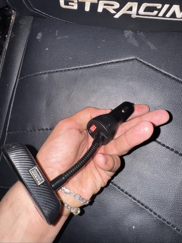 Anker ROAV - SmartCharge F3 FM Transmitter - Black Untested SKU:L