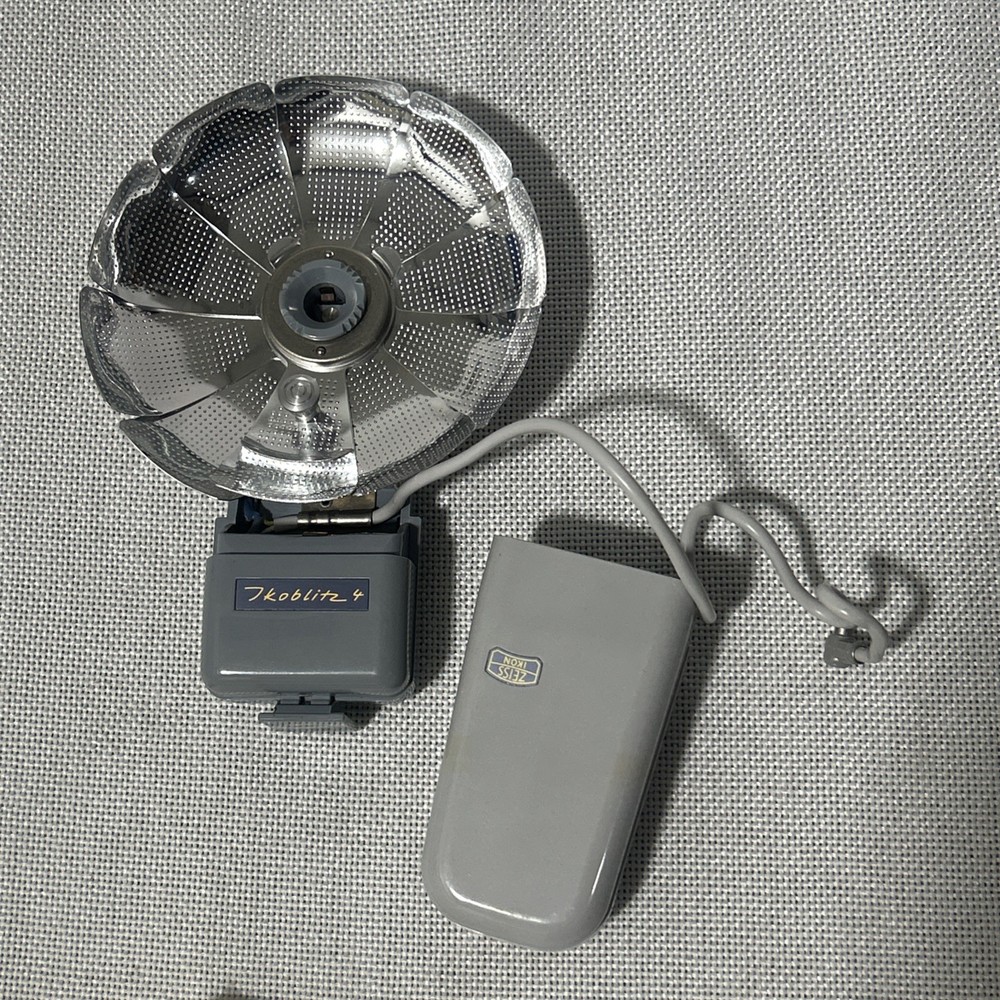 ZEISS IKON IKOBLITZ 4 PA 62 Flash Unit With Original Box