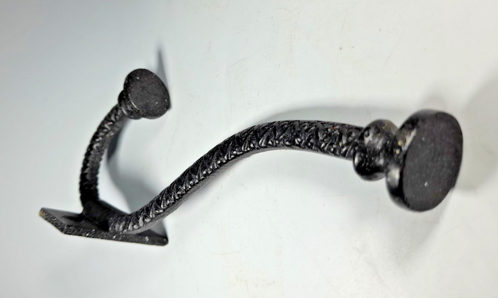 Antique Iron Coat Hook, Zig Zag & Dot Design, 16cm Height