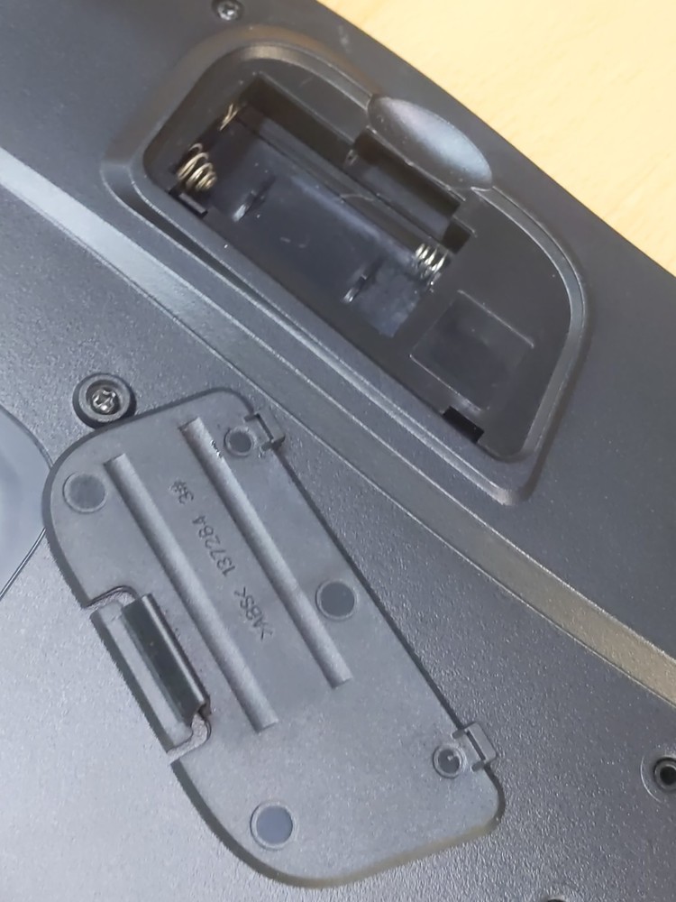 Logitech Wireless Wave Keyboard K350 & Mouse Set + M310 Mouse + USB Dongle E