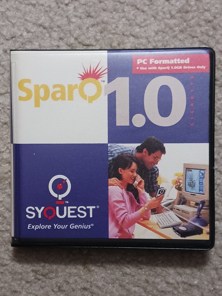 SYQUEST SparQ 1 GB Storage Disk with Plastic Case & Insert