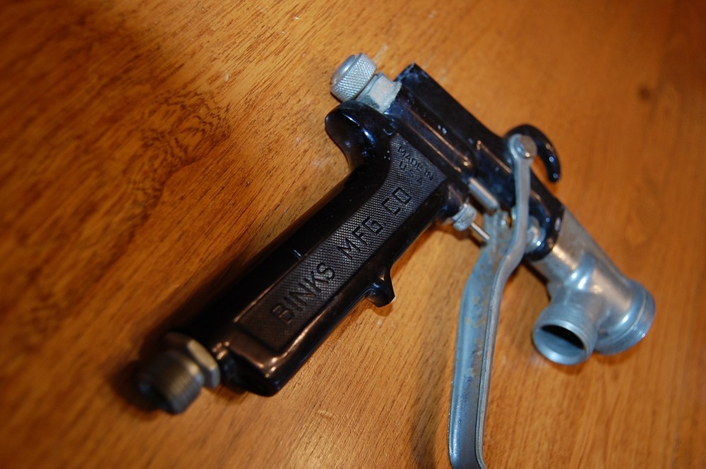 BINKS SPRAY GUN PROFESSIONAL MODEL 7 E2