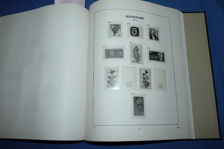 BUND Germany + Berlin DAVO Hingeless binder dustcase BlueLakeStamps Most Useful