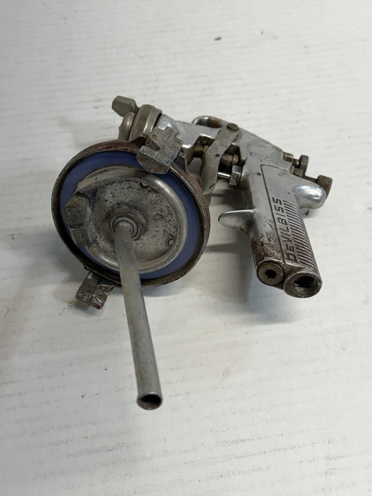 DeVilbiss JGA Spray Gun Conventional Air Paint Untested