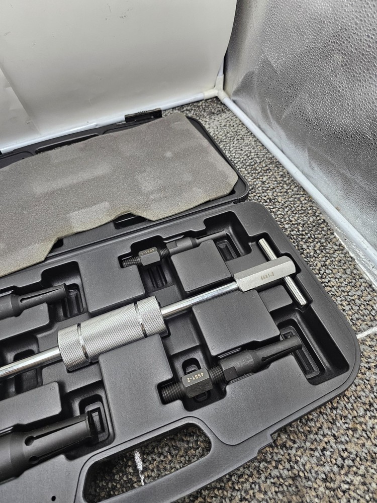 OTC 4581 Blind Hole Bearing Puller Tools Assembly