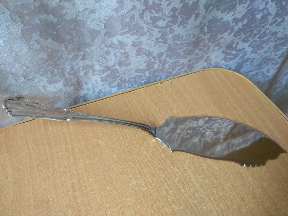 Rare Vintage SILVER Shoulder Kitchenware Cake spatula stamp 800