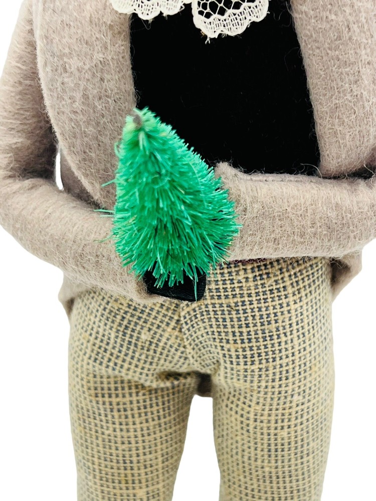 Byers Choice Man with Small Tree Tan Jacket Hat Checked Pants 1985 Bumpy Base