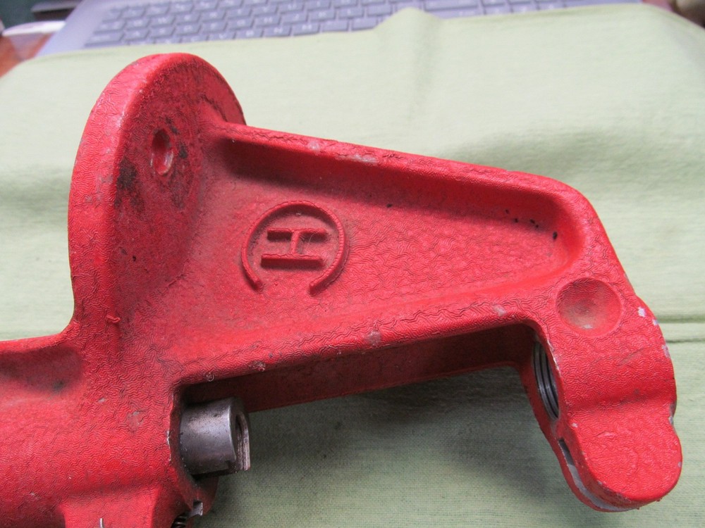CH Single Stage Reloading Press with Priming Arm - Uses Standard 7/8" Dies