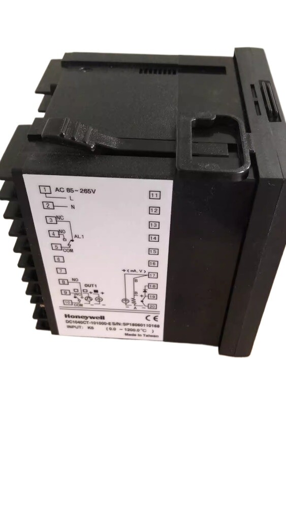 1PC DC1040CT-101000-E Temperature Control Meter DC1040CR-30-1000-E