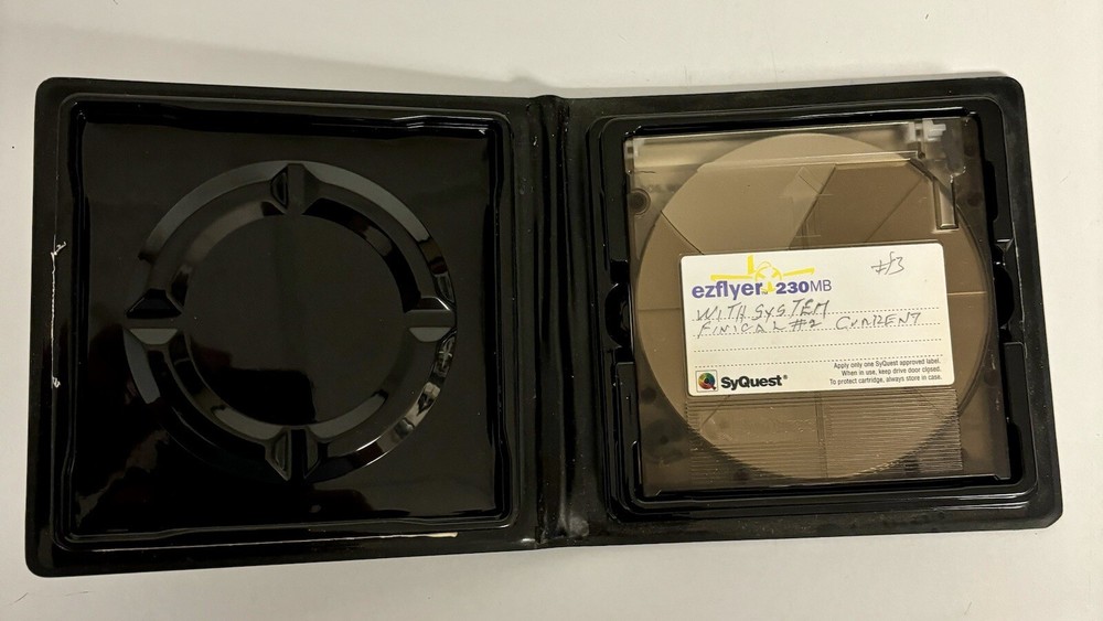 SyQuest EZ Flyer 230MB Removable Cartridge - Mac Formatted