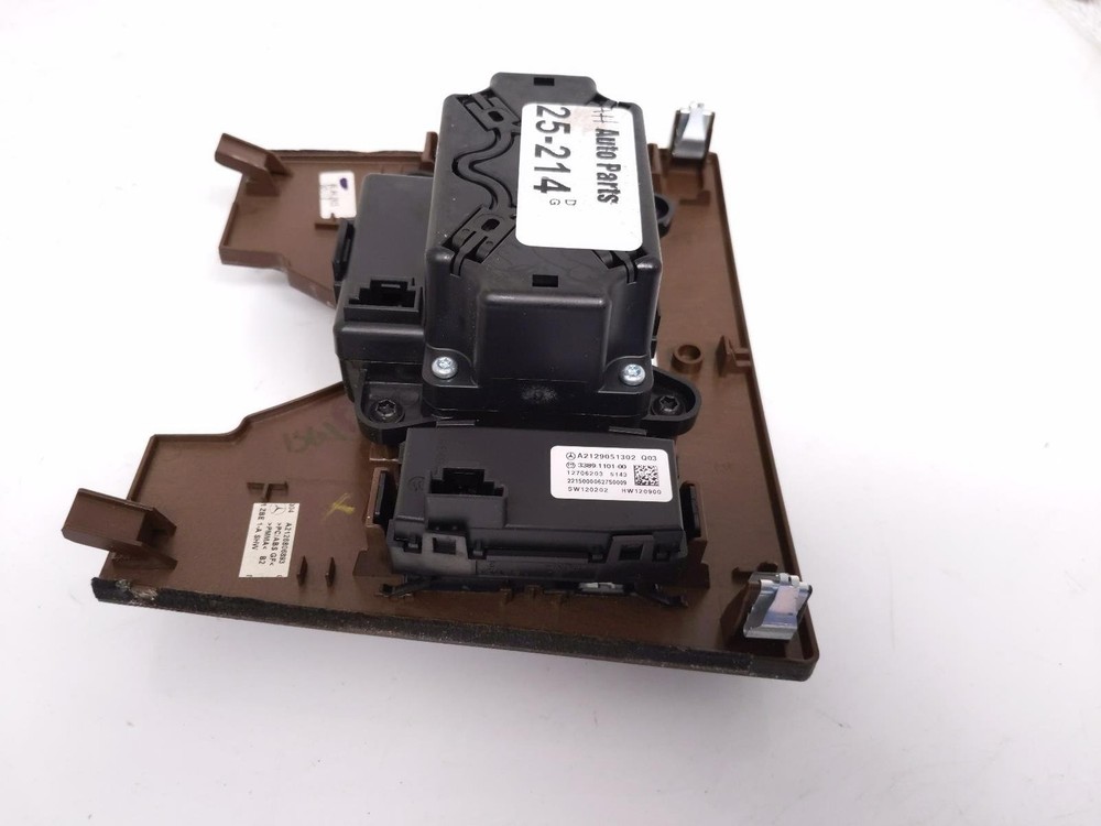 2007-2016 Mercedes-Benz E350 Audio Command Control Panel Switch Unit 2129009828