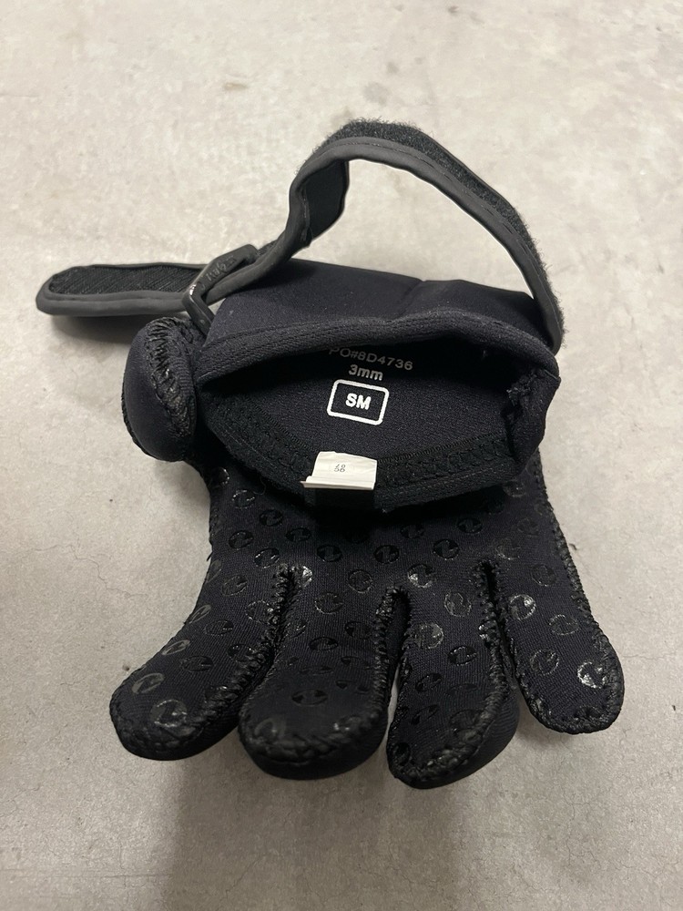 scuba diving equipment set
