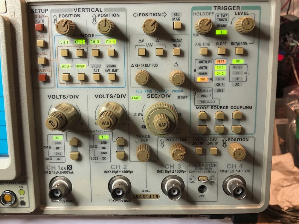 TEKTRONIX 2465B OSCILLOSCOPE