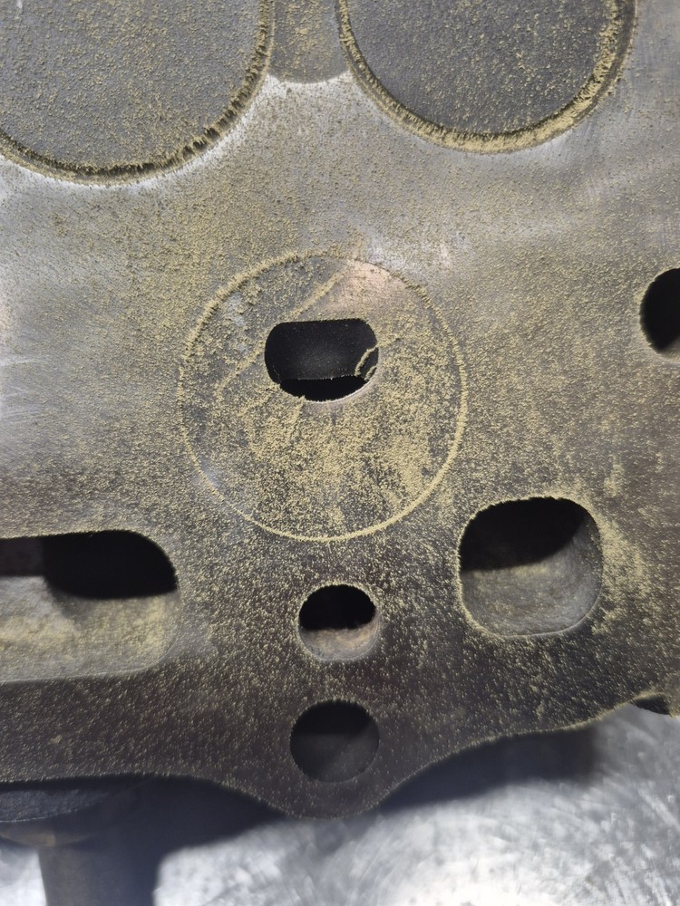 2005 Case 420 Skid Steer Loader Cylinder Head
