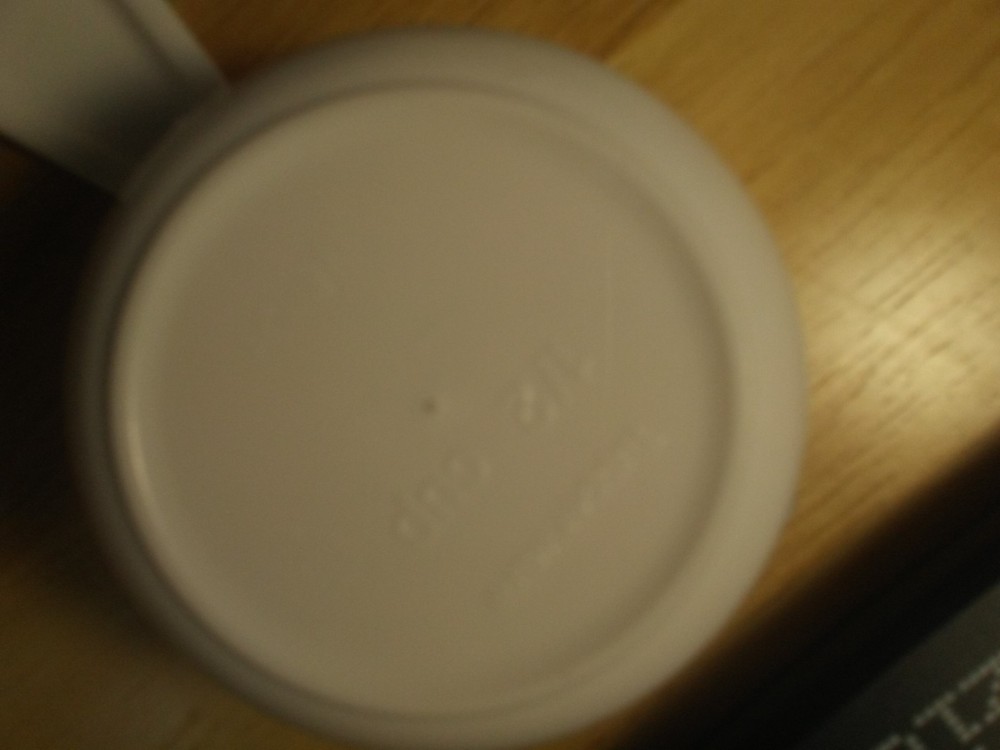 Tupperware curved handled measuring cups ergo