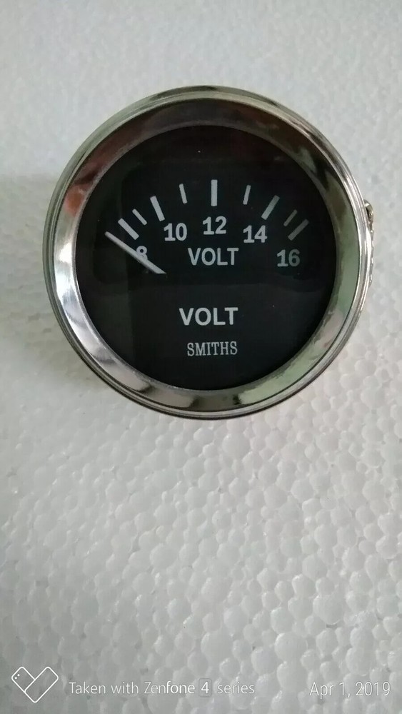 SMITHS VOLT GAUGE BL CHROME REPLICA