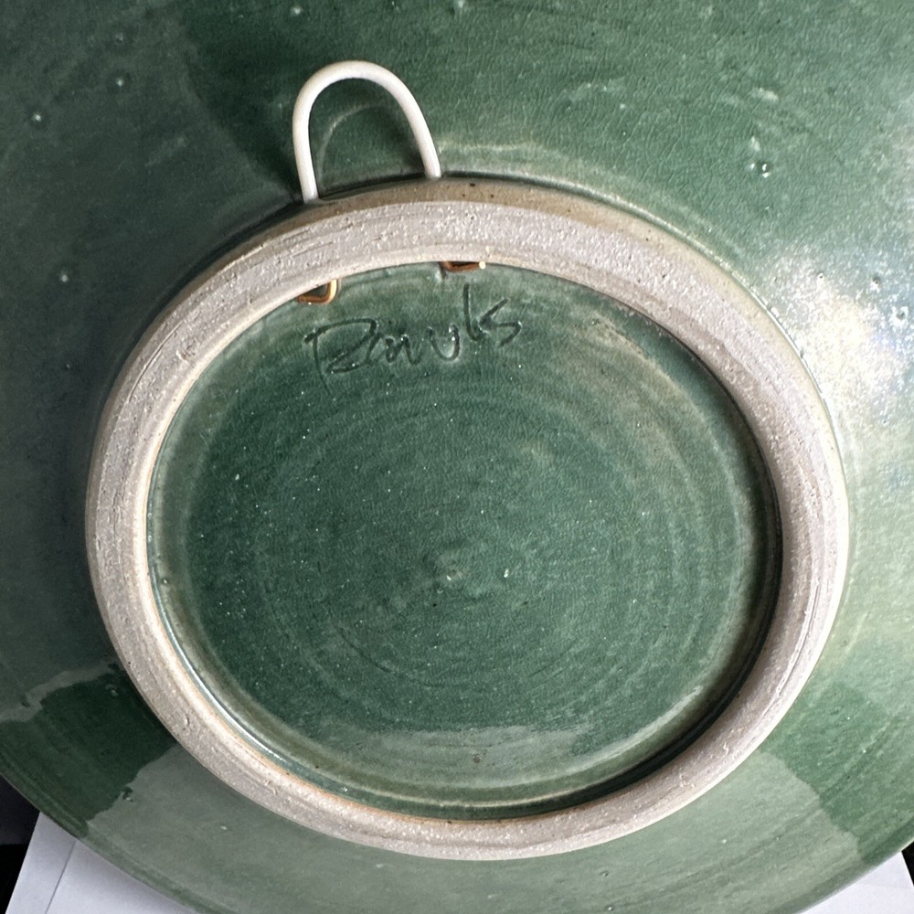 Quality pottery serving plate signed R aWLS￼