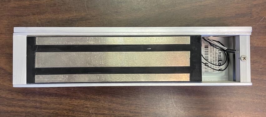 DynaLock 2011xTJ20/3000LCxTJ20 Surface Mount Electromagnetic Lock 1200Lb HF