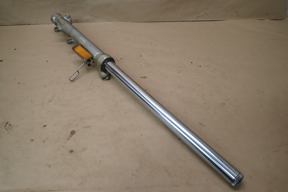 1985 YAMAHA XJ700X LEFT SIDE FORK