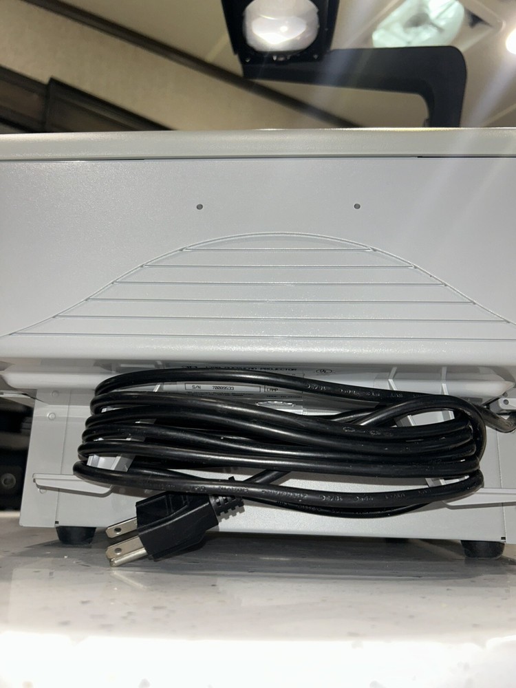 3M 1700 Overhead Transparency Projector Model 1700. USED - WORKING