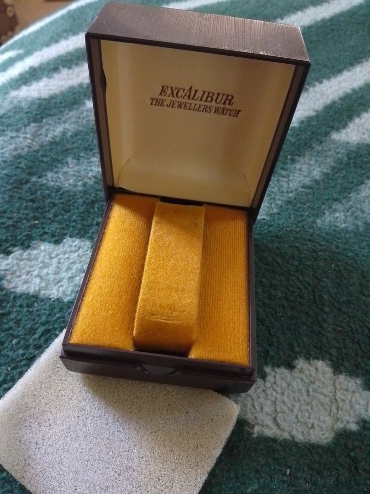 VTG Excalibur Mens Watch Box