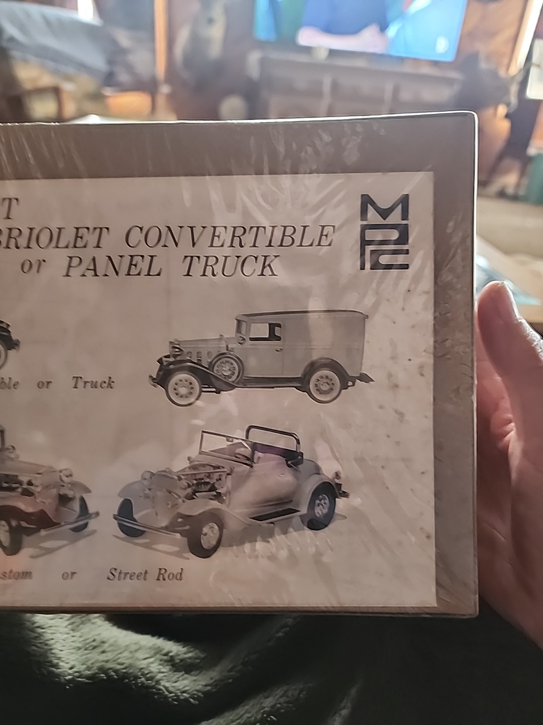 1960s ORIGINAL VINTAGE NOS, MIB.GANGBUSTERS 32 CHEVY CABRIOLET/PANEL TRUCK KIT