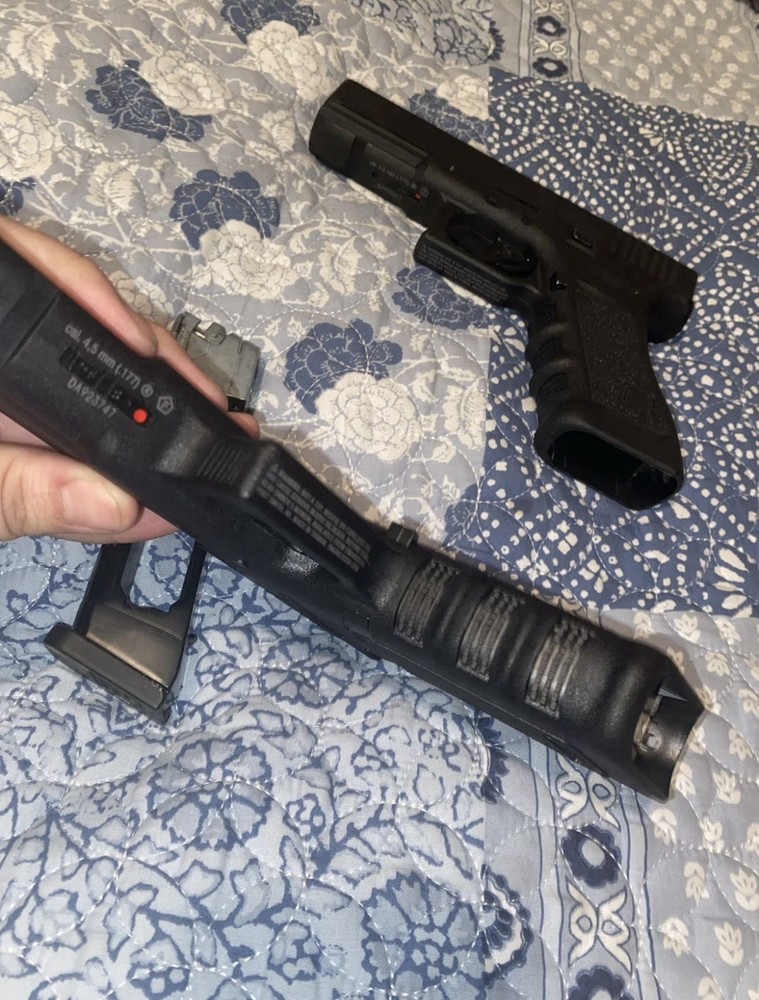 Umarex Glock 17 Gen 3 BB Gun