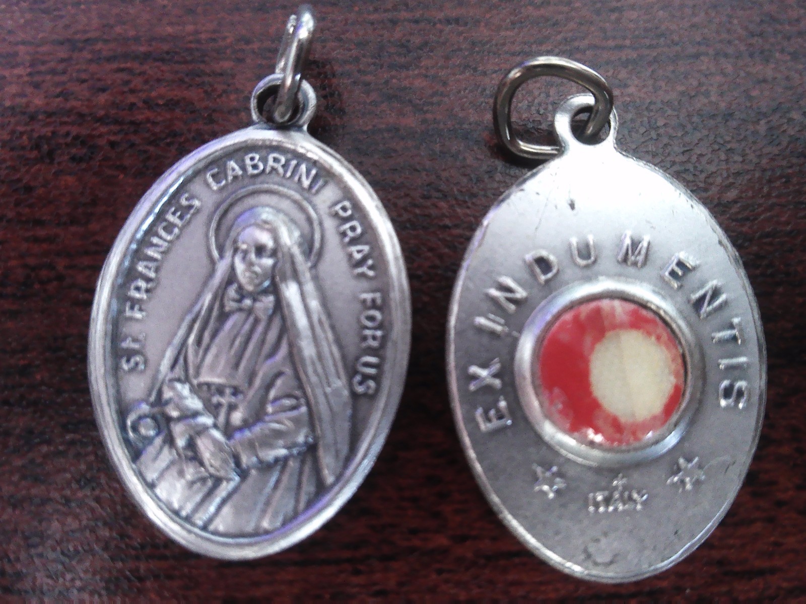 Rare Relic of Saint St Frances "Mother" Cabrini Ex Indumentis from the clothing