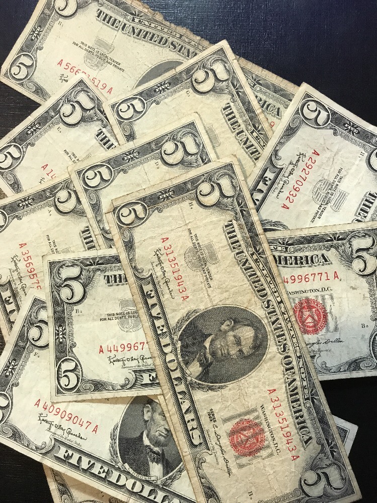 1963 Well Circulated Five Dollar Bill $5 • 1963 Five Dollar Note • Buying 1 Bill