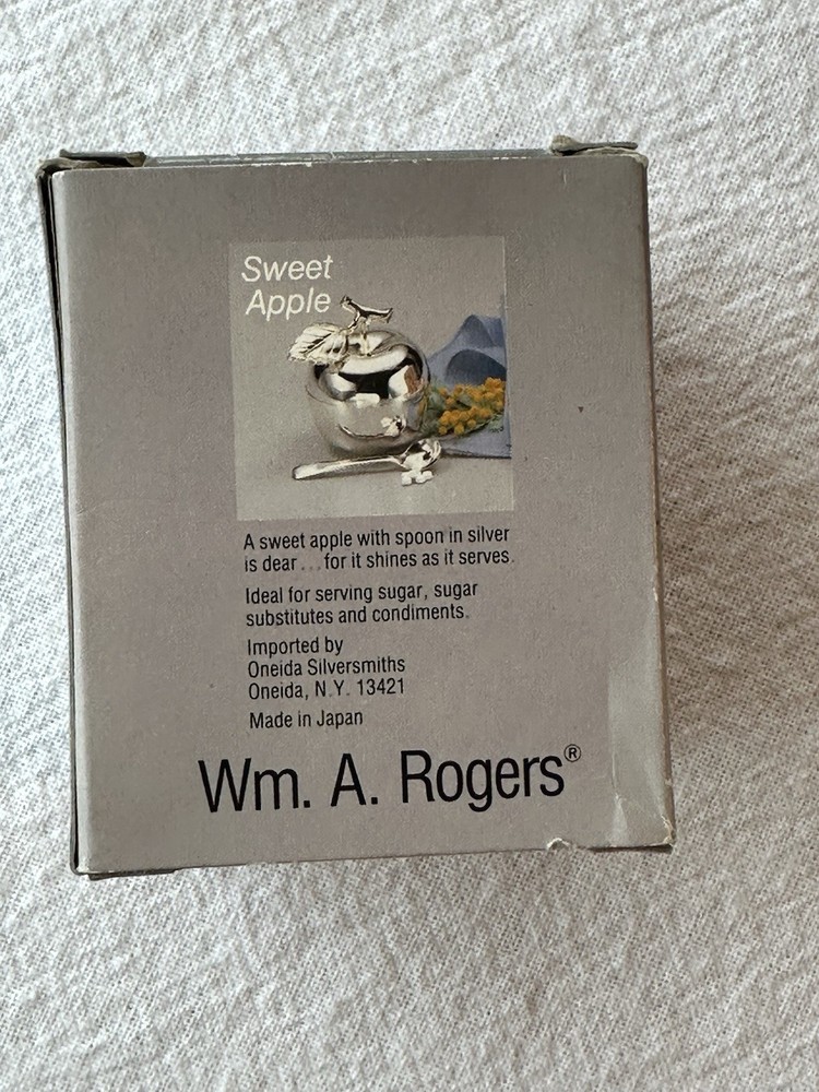 Vintage Wm. A Rogers Small Sweet Apple w/ Spoon Condiment Server Silver Plate