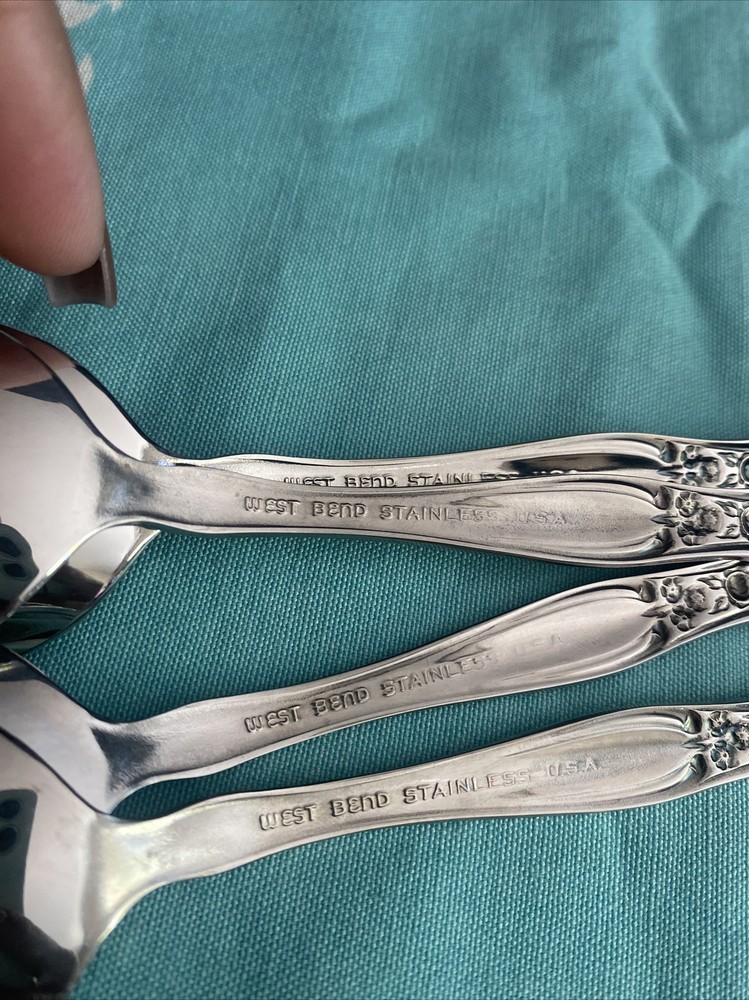 4 Oneida West Bend AFFECTION Stainless USA Glossy Dinner Spoons Flatware
