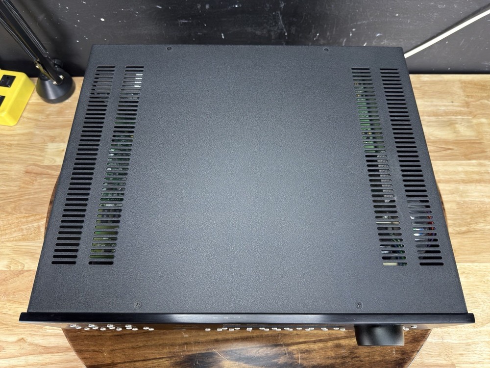 Anthem AVM 30 Stereo Preamplifier/Processor