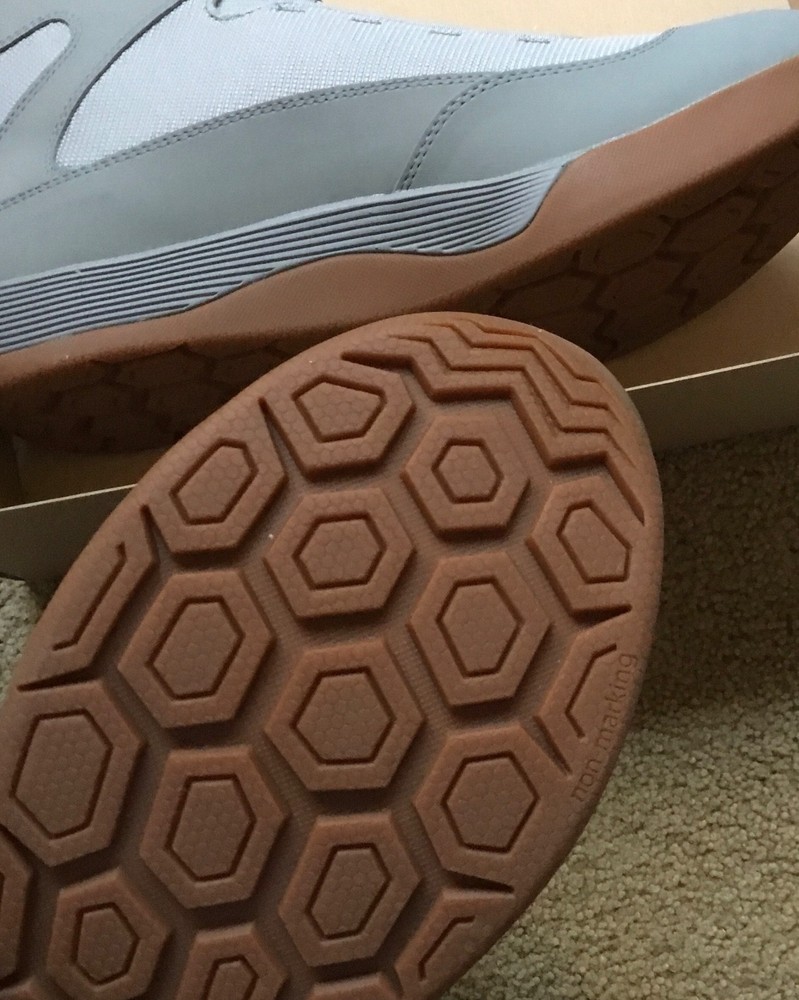 Simms Men'S Flat Sneakers Boulder Size 14 with Box