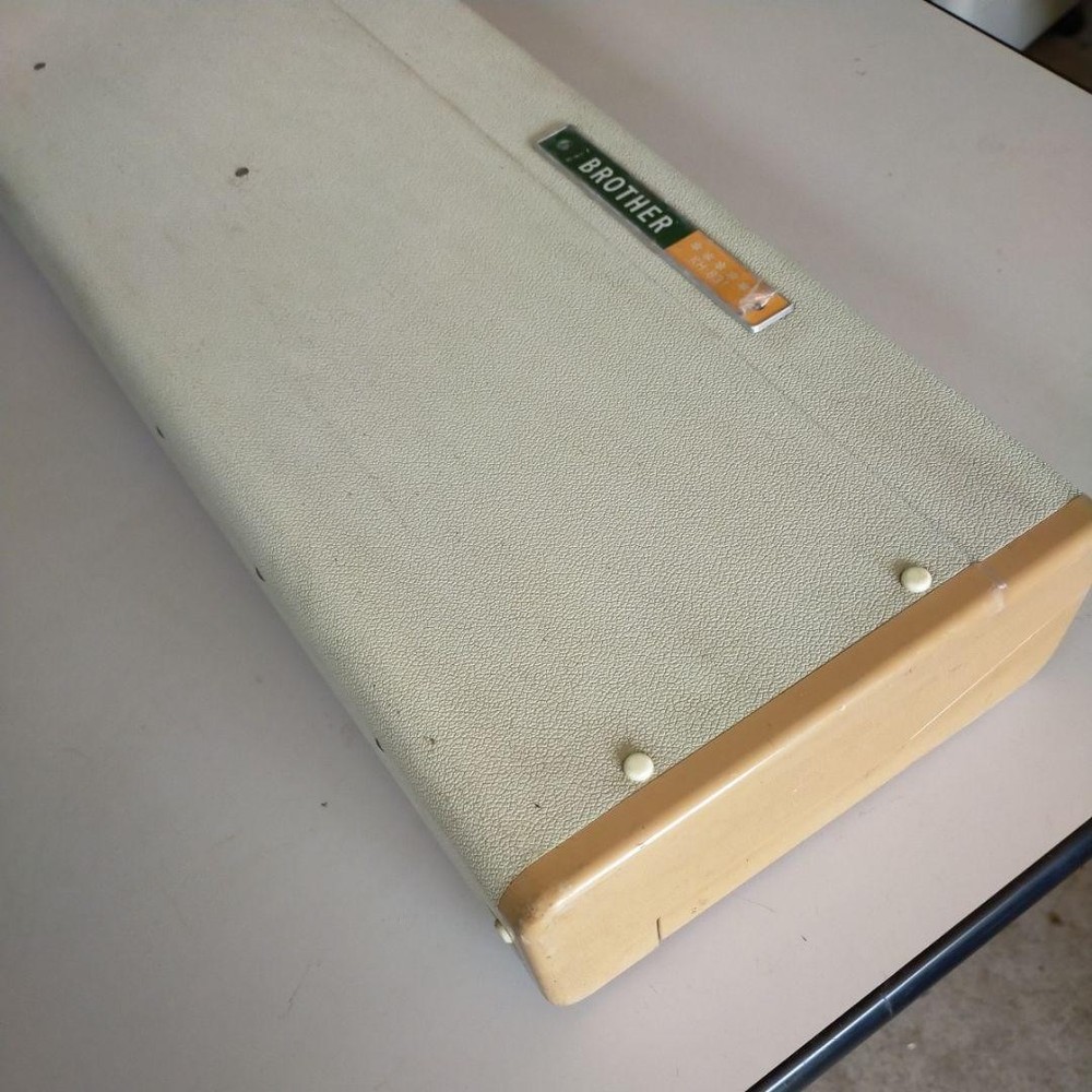 Brother KH-831 Knitting Machine Vintage Home Knitting Machine – Untested –JUNK