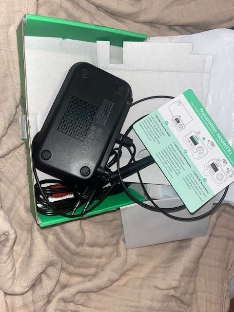 OOMFON BT17 Bluetooth 5.0 Transmitter Receiver for TV Home Stereo LCD Display