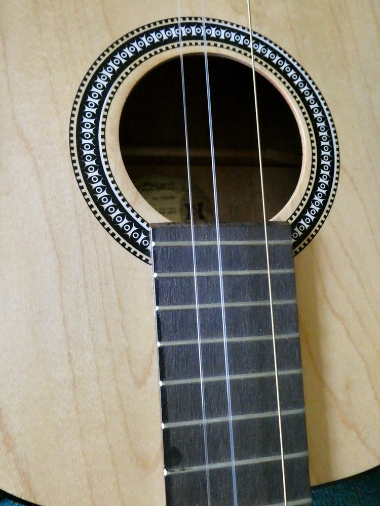 Harmony Classical Guitar - Model 762H910 - c. 1962 - original case.