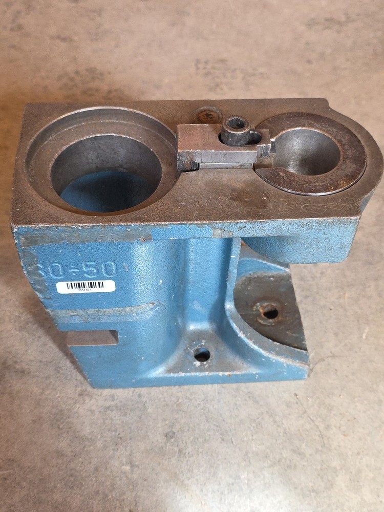 Bison 30-50 Tool Holder Fixture