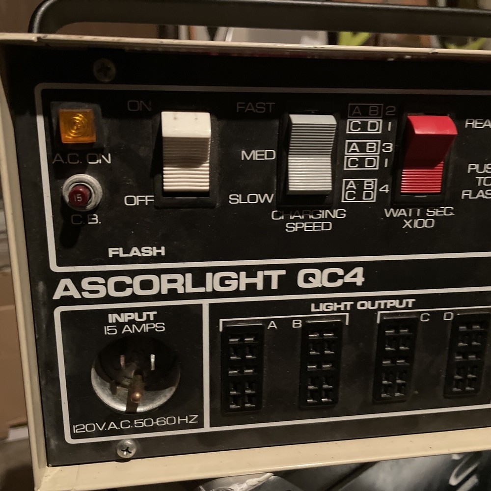 ASCORLIGHT QC-4 Lighting System For Photography