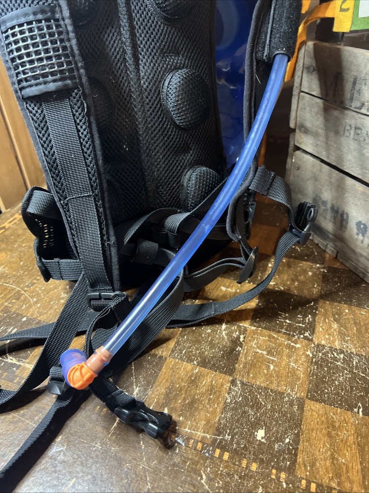 Brooks Stride Pack Hydration System Black with Adjustable Straps DKL Quality