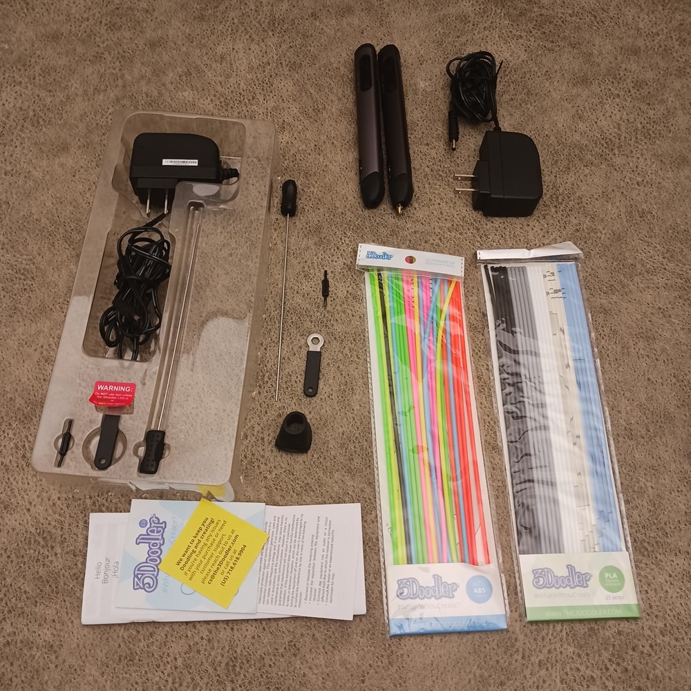 3Doodler 2.0 3D Printing Pen Bundle Extras Untested 2 Pens Powers On READ