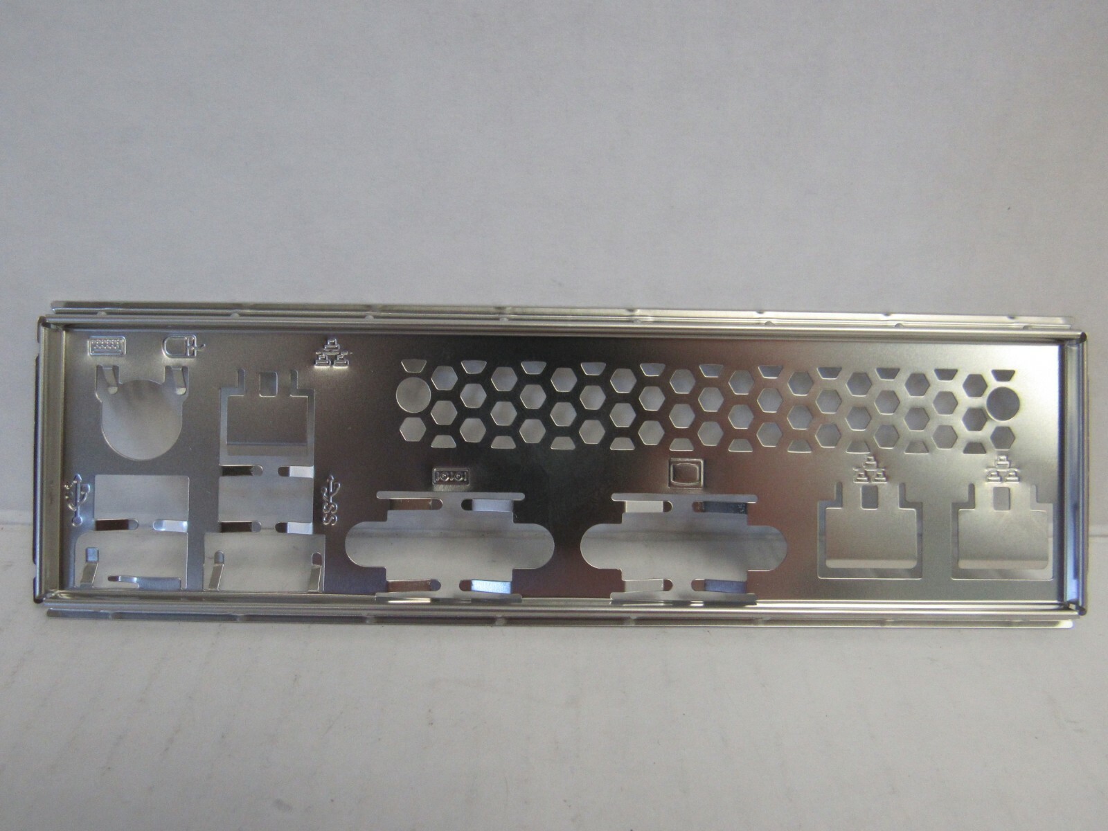 ASUS 13SB0381M01011 I/O Shield For P9D VGA USB RJ45 RS232 46-3